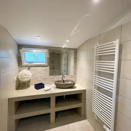 San Antonu, Santa Giulia Villa Porto-Vecchio