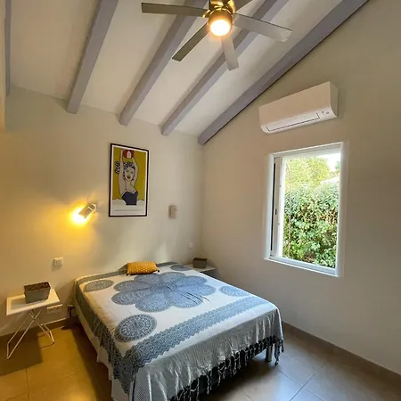 Villa San Antonu, Santa Giulia Porto-Vecchio (Corsica)